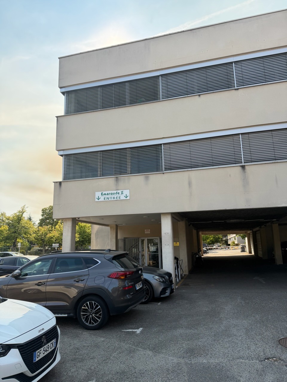 Hall d'entrée de nos locaux - Immeuble Emeraude II, Cenon